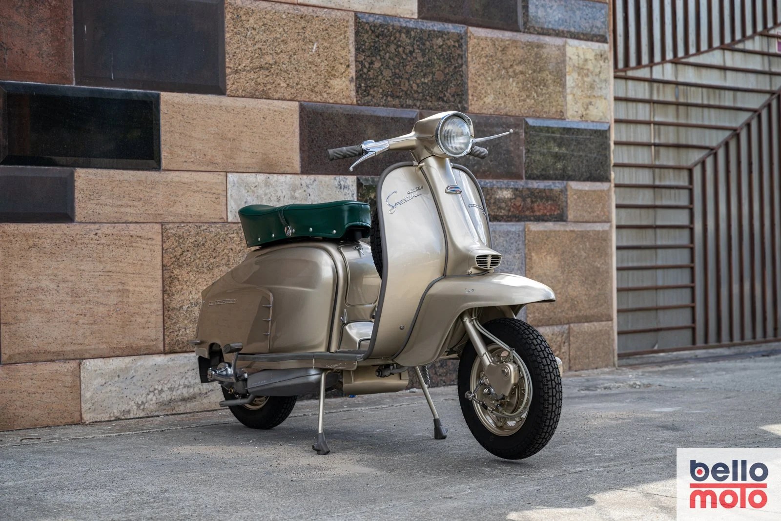 リーファ 1965 Lambretta 150 Golden Special L95 — Bello Moto SF